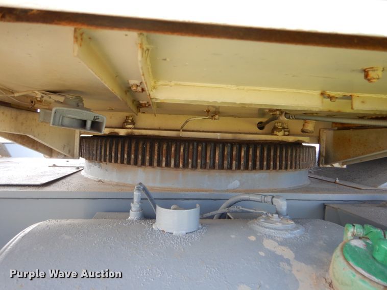 image for item FU9508 Lorain LRT230E crane