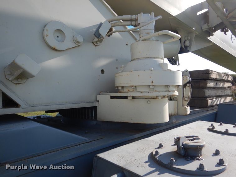 image for item FU9508 Lorain LRT230E crane