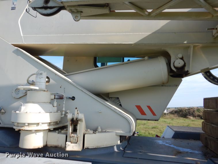 image for item FU9508 Lorain LRT230E crane