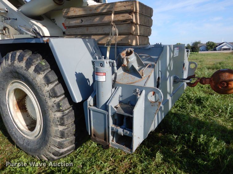 image for item FU9508 Lorain LRT230E crane