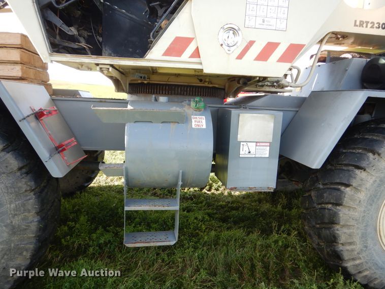 image for item FU9508 Lorain LRT230E crane