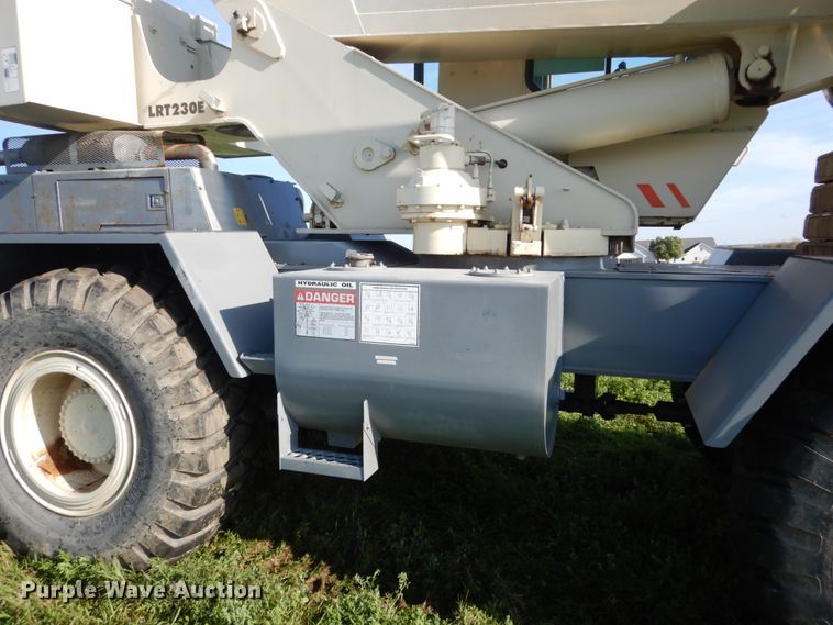 image for item FU9508 Lorain LRT230E crane