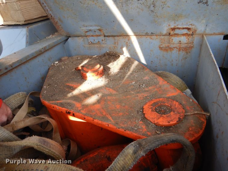 image for item FU9508 Lorain LRT230E crane