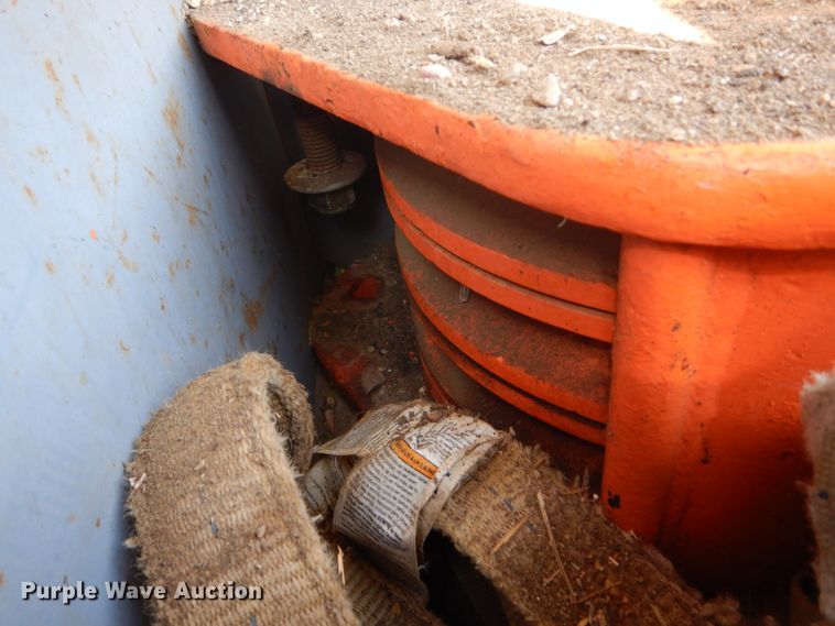 image for item FU9508 Lorain LRT230E crane