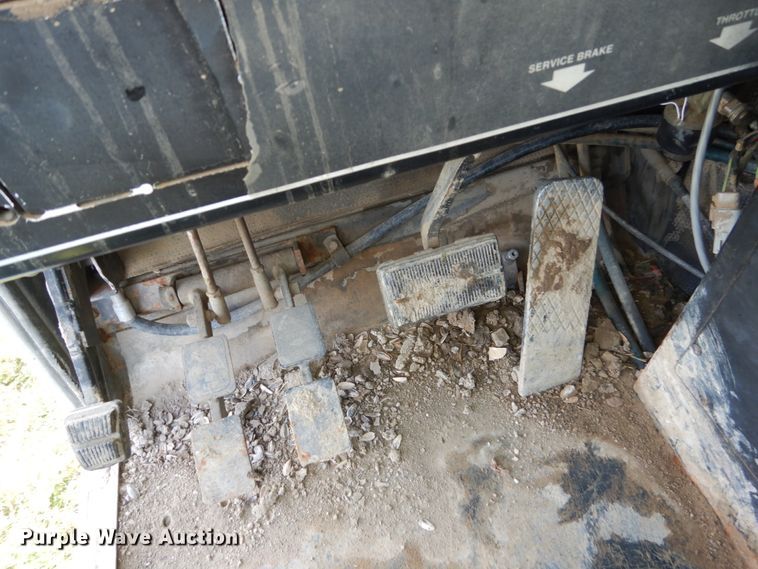 image for item FU9508 Lorain LRT230E crane