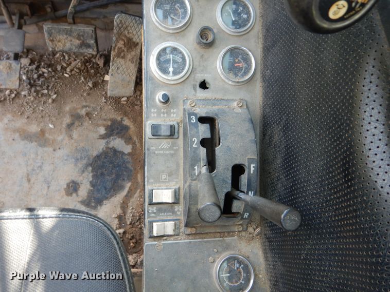 image for item FU9508 Lorain LRT230E crane