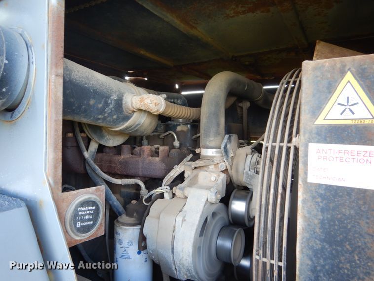 image for item FU9508 Lorain LRT230E crane