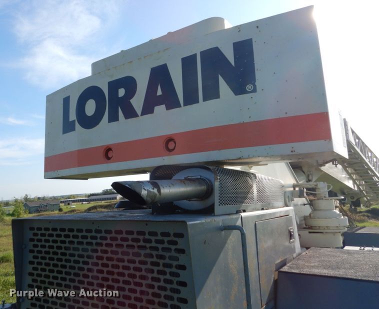 image for item FU9508 Lorain LRT230E crane