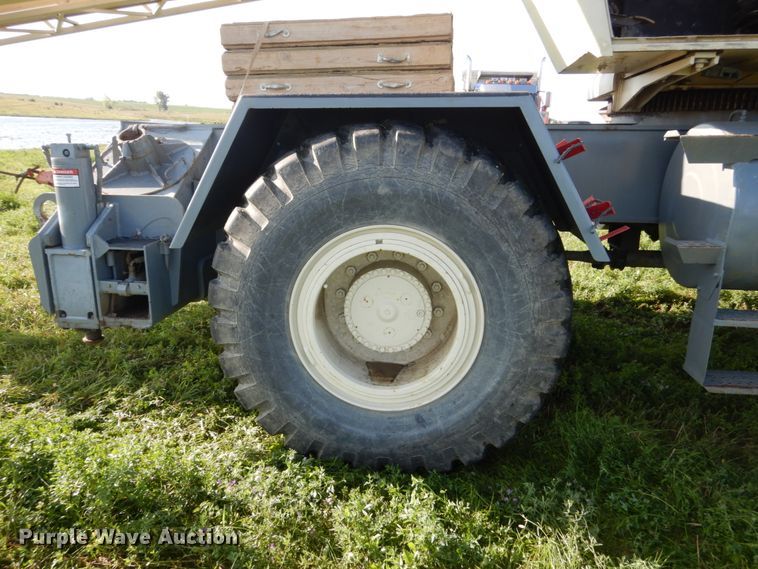 image for item FU9508 Lorain LRT230E crane