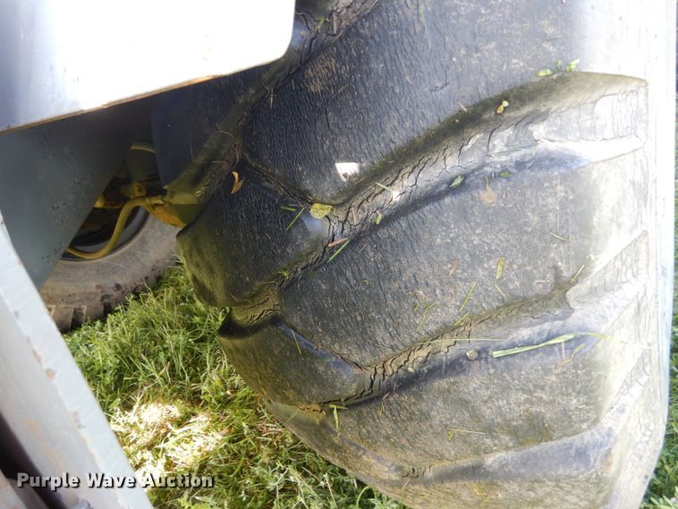 image for item FU9508 Lorain LRT230E crane