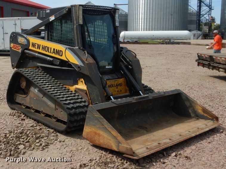 image for item FU9511 2007 New Holland C185 skid steer
