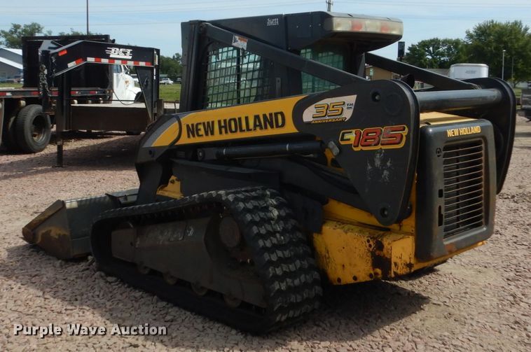 image for item FU9511 2007 New Holland C185 skid steer