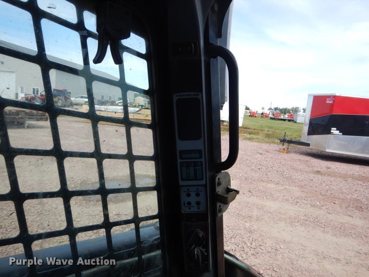 image for item FU9511 2007 New Holland C185 skid steer