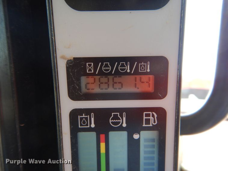 image for item FU9511 2007 New Holland C185 skid steer