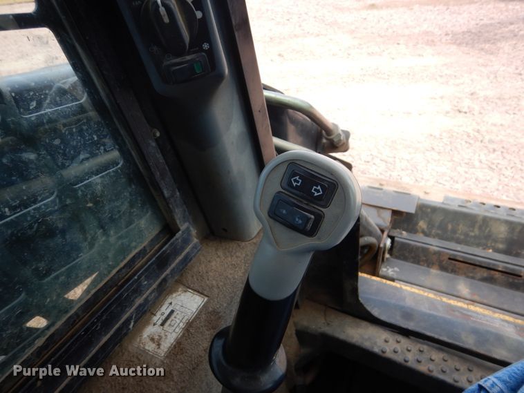 image for item FU9511 2007 New Holland C185 skid steer