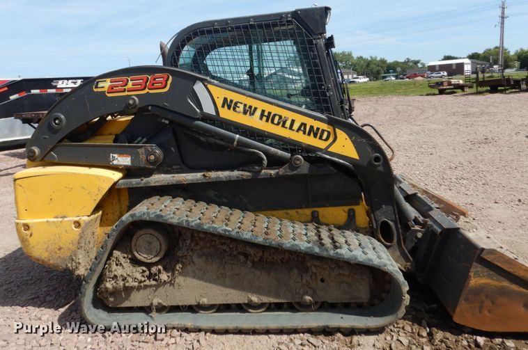 image for item FU9512 2011 New Holland C236 skid steer