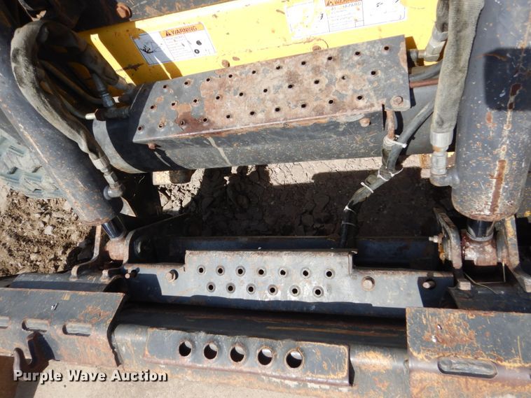 image for item FU9512 2011 New Holland C236 skid steer