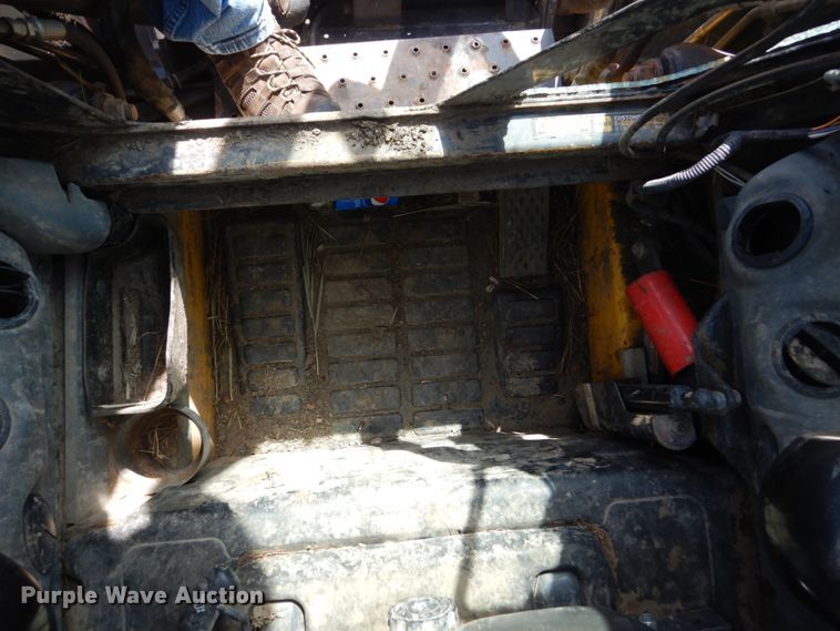 image for item FU9512 2011 New Holland C236 skid steer