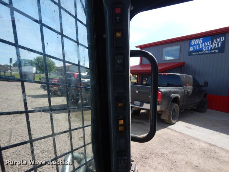 image for item FU9512 2011 New Holland C236 skid steer