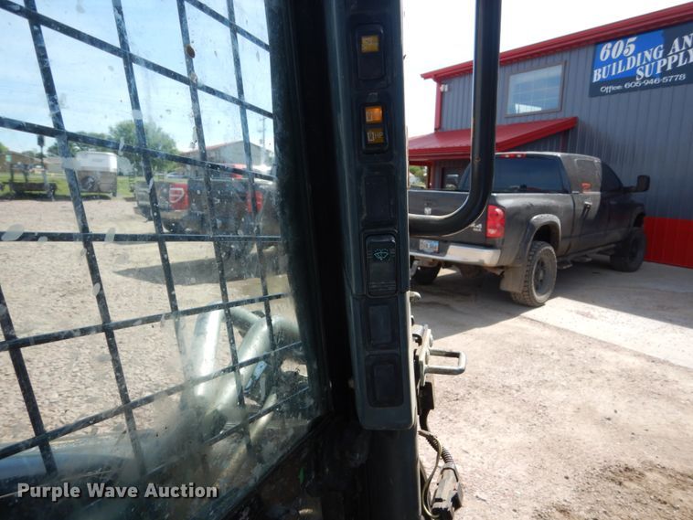 image for item FU9512 2011 New Holland C236 skid steer