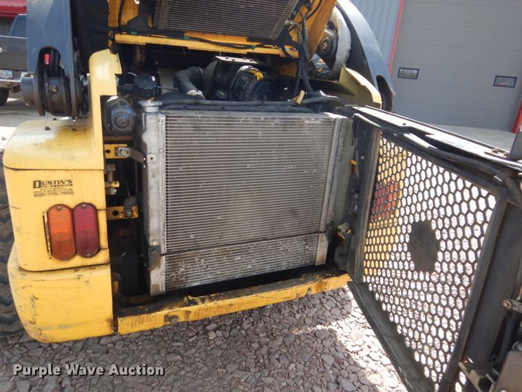 image for item FU9512 2011 New Holland C236 skid steer