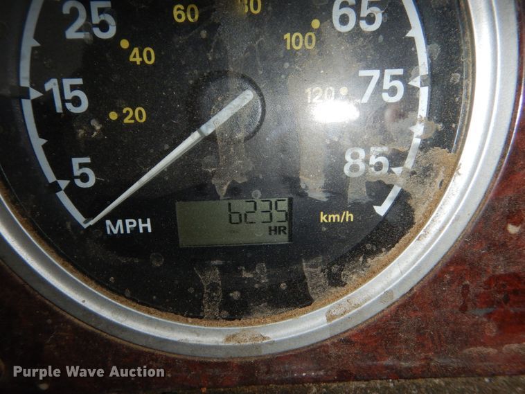 image for item FU9530 2006 Sterling L-Line semi truck