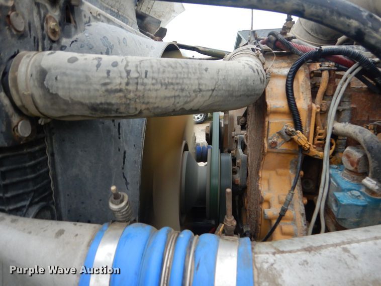 image for item FU9530 2006 Sterling L-Line semi truck