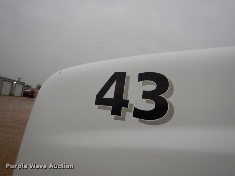 image for item FU9530 2006 Sterling L-Line semi truck