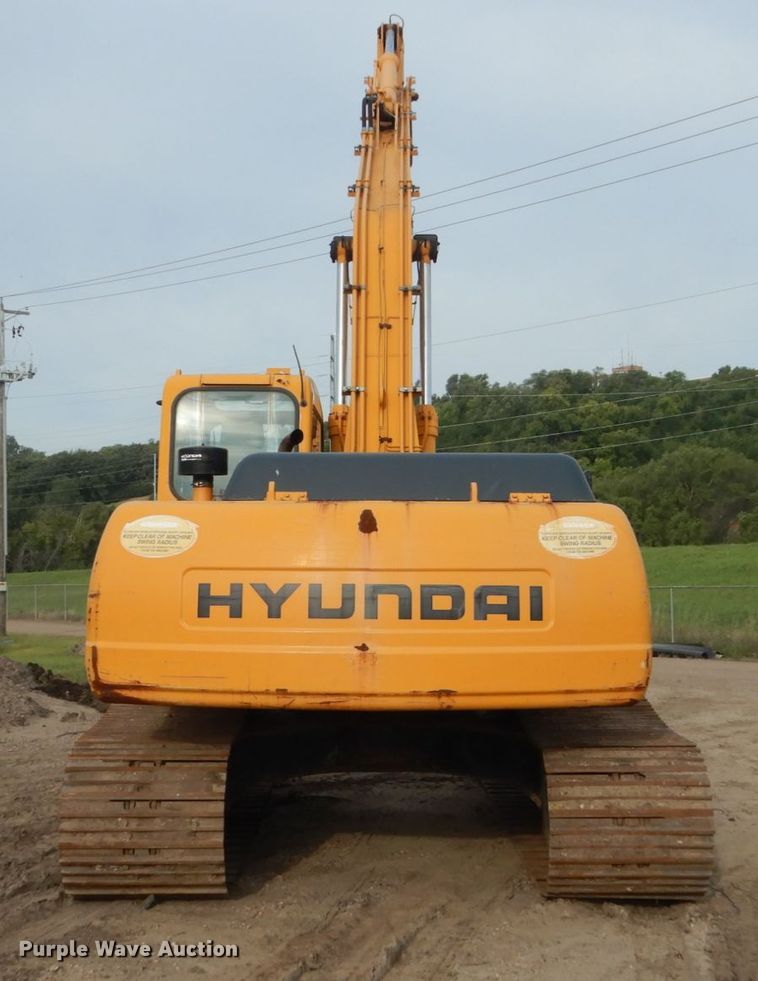 image for item FU9550 1998 Hyundai Robex 210LC-3 long reach excavator