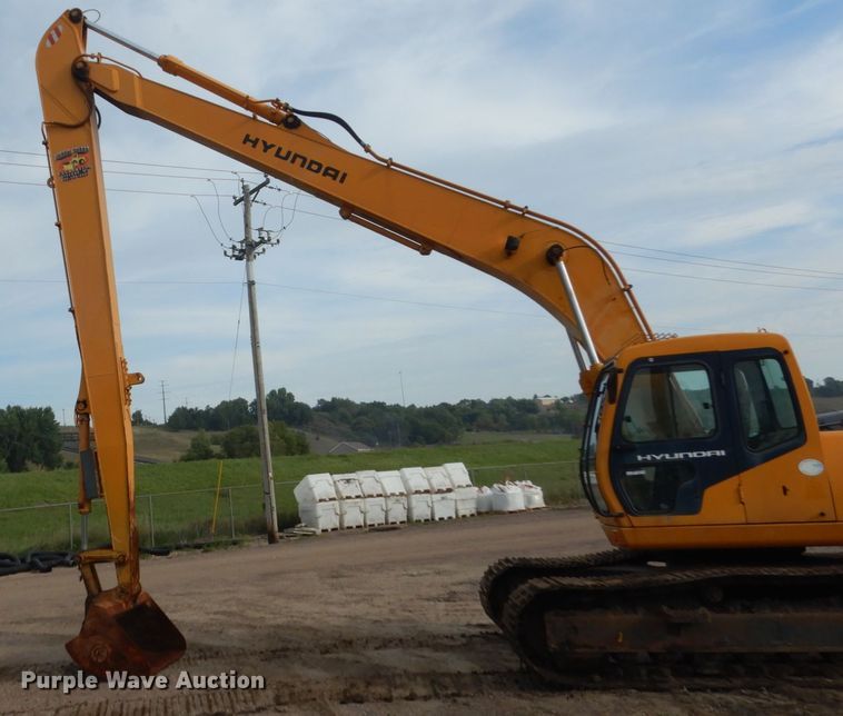 image for item FU9550 1998 Hyundai Robex 210LC-3 long reach excavator