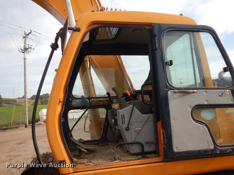 image for item FU9550 1998 Hyundai Robex 210LC-3 long reach excavator