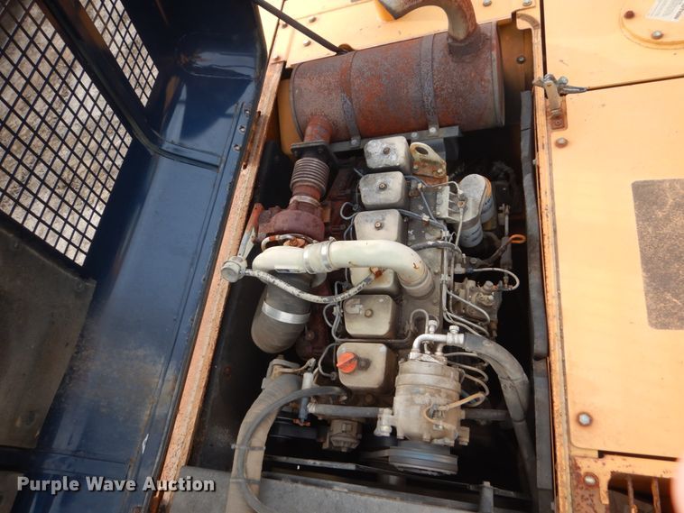 image for item FU9550 1998 Hyundai Robex 210LC-3 long reach excavator