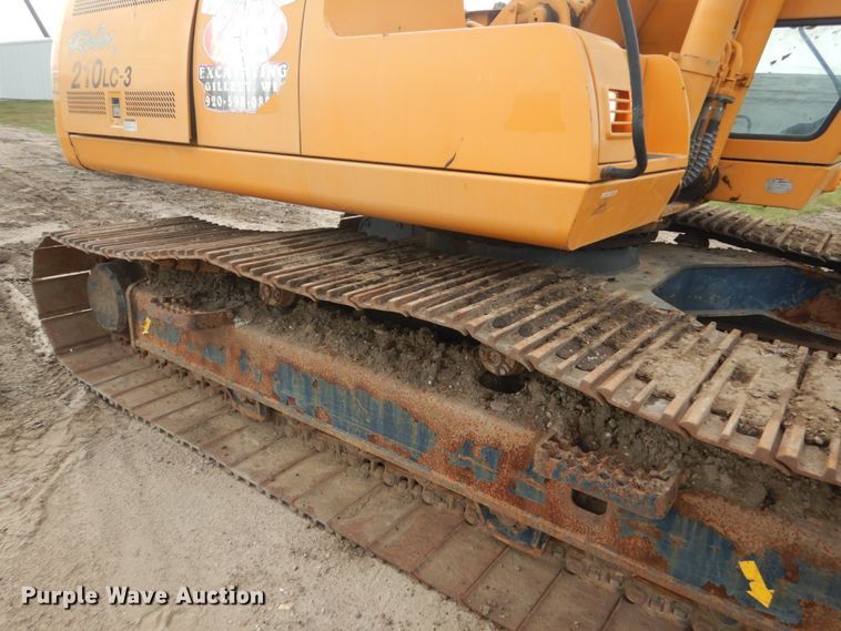 image for item FU9550 1998 Hyundai Robex 210LC-3 long reach excavator