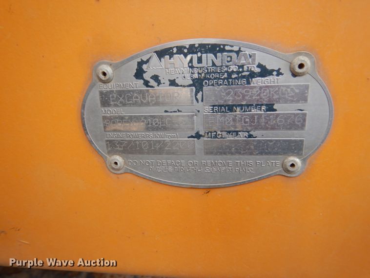 image for item FU9550 1998 Hyundai Robex 210LC-3 long reach excavator