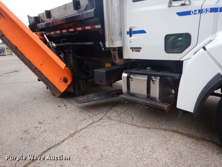 image for item FU9656 2004 Sterling L-Line dump truck