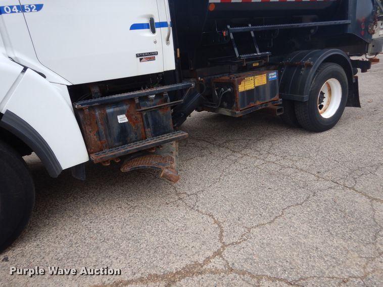 image for item FU9656 2004 Sterling L-Line dump truck