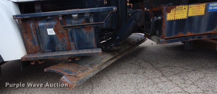 image for item FU9656 2004 Sterling L-Line dump truck