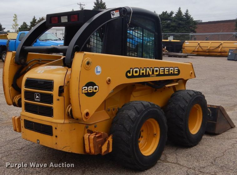 image for item FU9657 2001 John Deere 260 skid steer