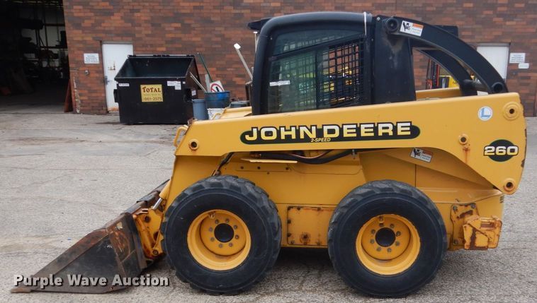 image for item FU9657 2001 John Deere 260 skid steer