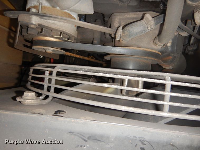 image for item FU9657 2001 John Deere 260 skid steer