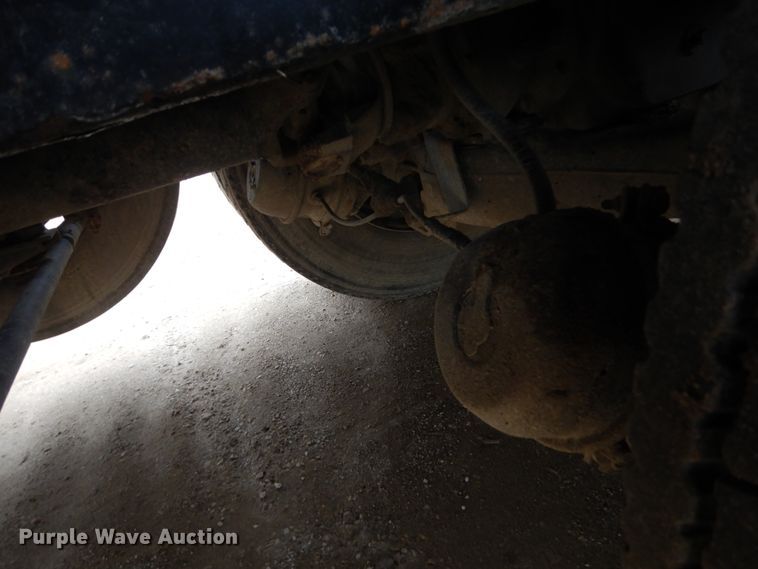 image for item FU9658 1999 Mack RD688S dump truck