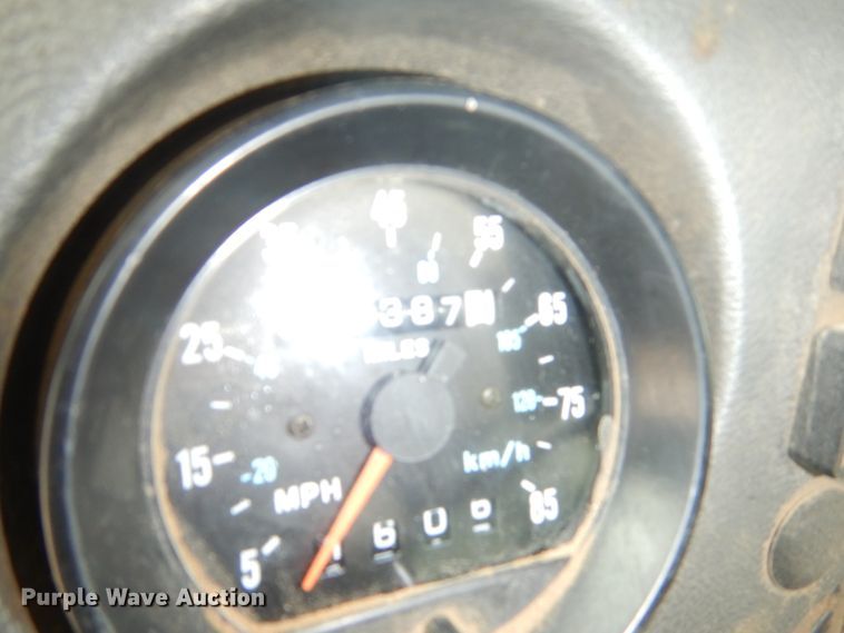 image for item FU9658 1999 Mack RD688S dump truck