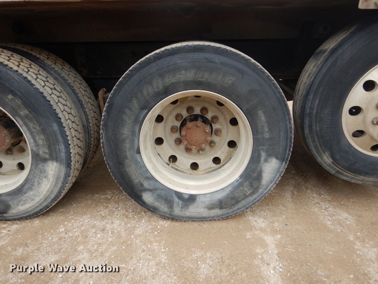 image for item FU9658 1999 Mack RD688S dump truck