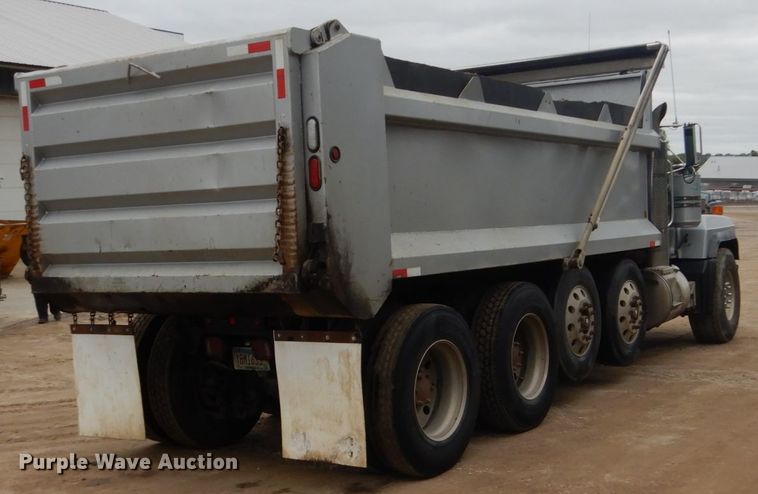 image for item FU9659 2000 Mack RD688S dump truck