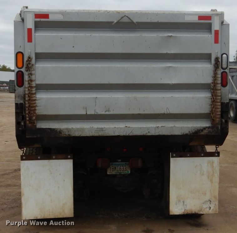 image for item FU9659 2000 Mack RD688S dump truck