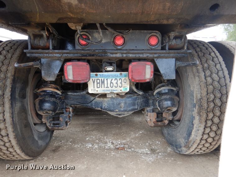 image for item FU9659 2000 Mack RD688S dump truck