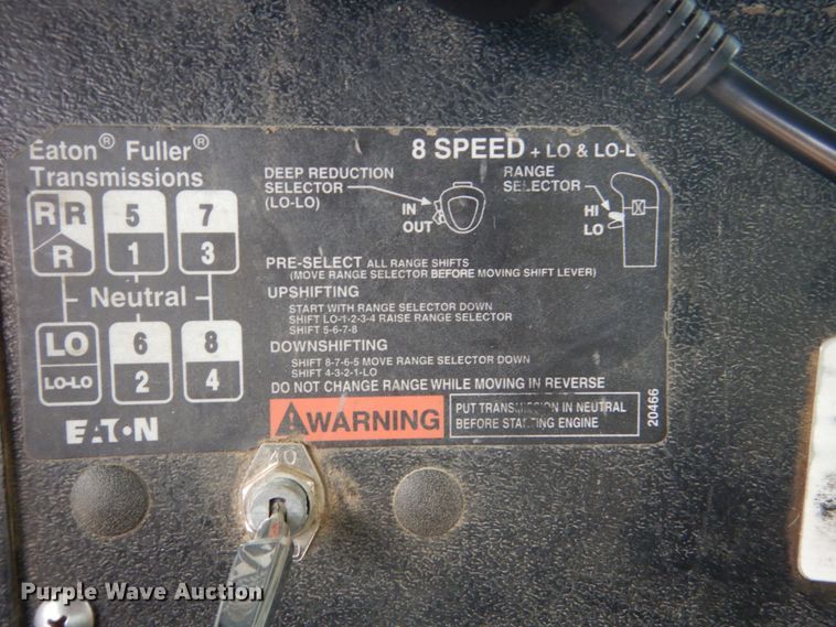 image for item FU9659 2000 Mack RD688S dump truck