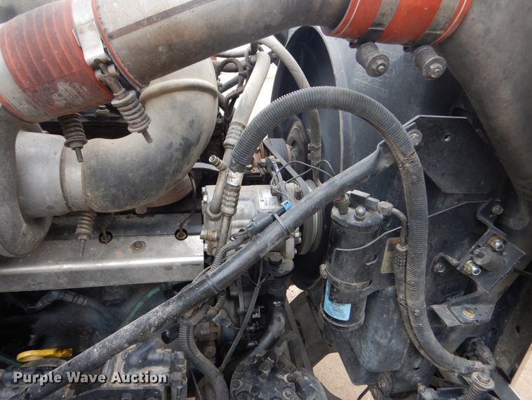 image for item FU9659 2000 Mack RD688S dump truck