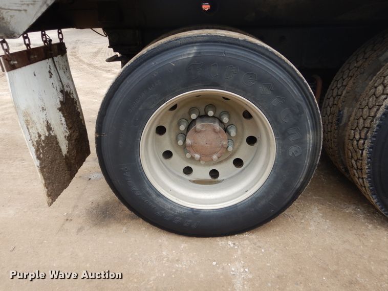 image for item FU9659 2000 Mack RD688S dump truck