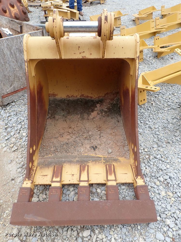 image for item GA9751 Caterpillar 312E excavator bucket